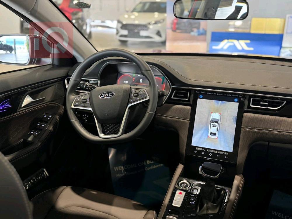جاک J7